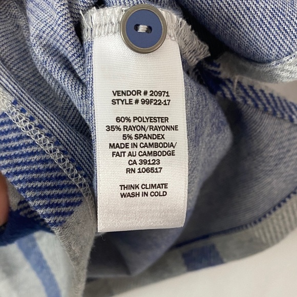 Northern Reflections Blue and Gray Block Top Three Quarter Sleeves - Picture 4 of 8